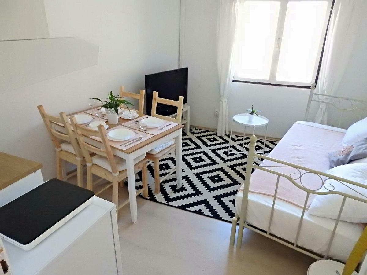 Apartment Antonela Slatine Exterior foto