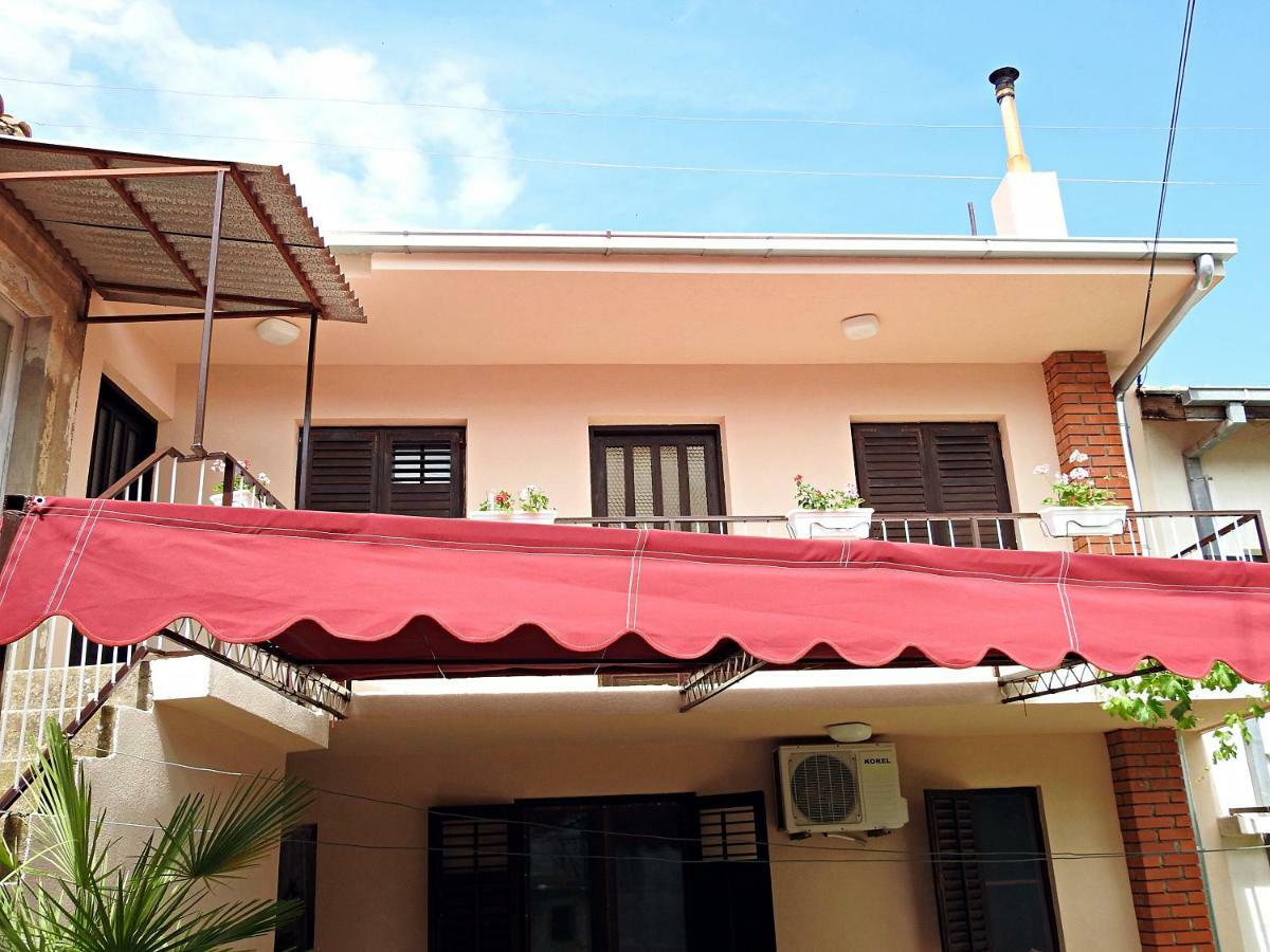 Apartment Antonela Slatine Exterior foto