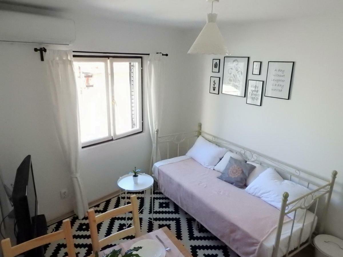 Apartment Antonela Slatine Exterior foto